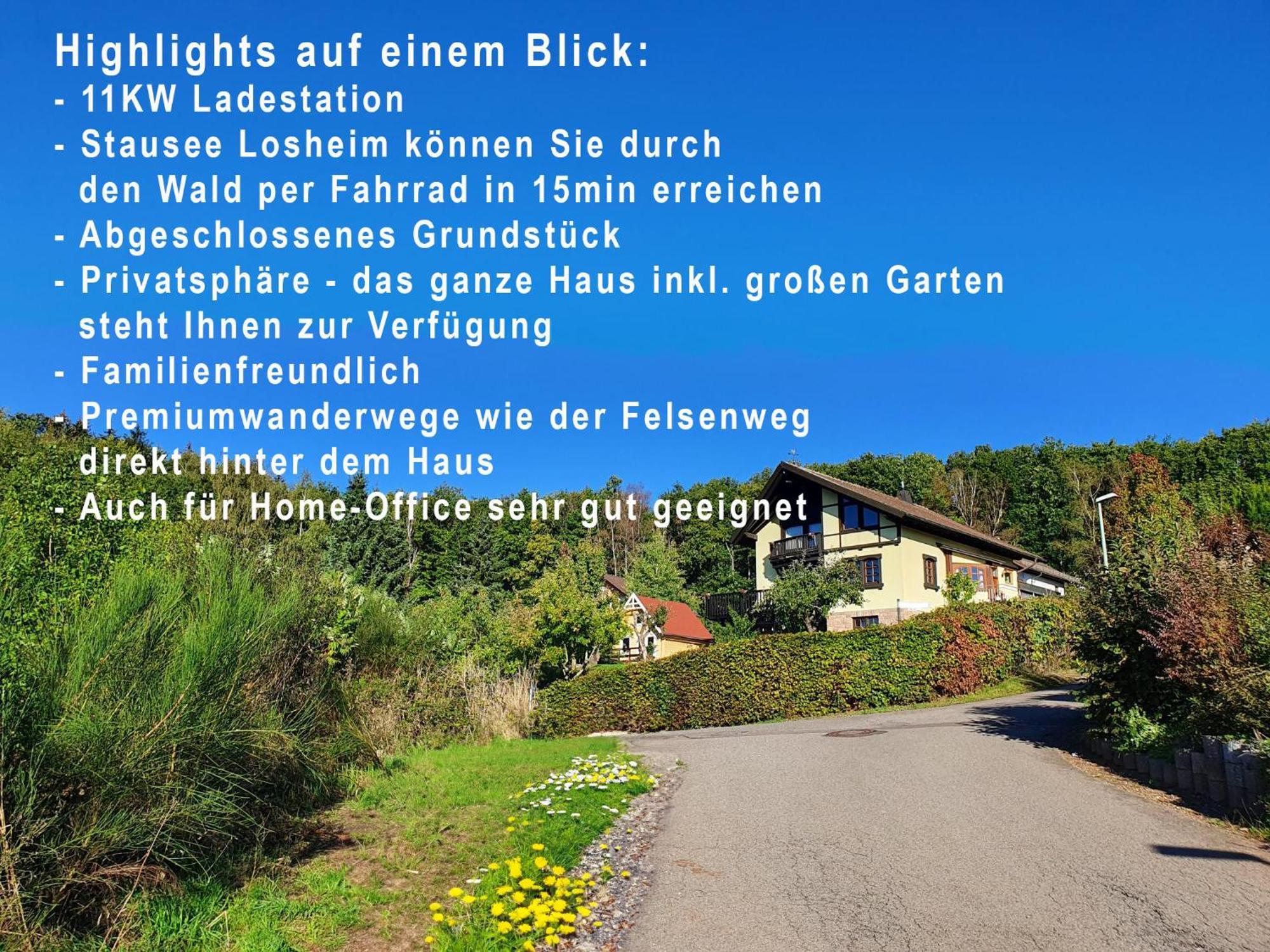 Sonnige Aussicht Ferienhaus *